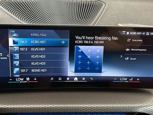 Used 2025 BMW i4 xDrive40i w/ Premium Package image 17