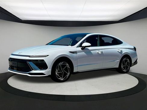 New 2024 Hyundai Sonata SEL w/ Convenience Package image 3