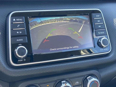 Used 2025 Nissan Kicks Play S image 27