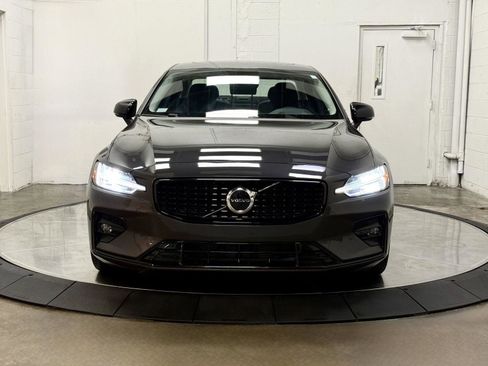 Used 2024 Volvo S60 B5 Core FWD image 3