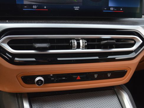 Certified 2024 BMW 430i Convertible w/ M Sport Package image 31