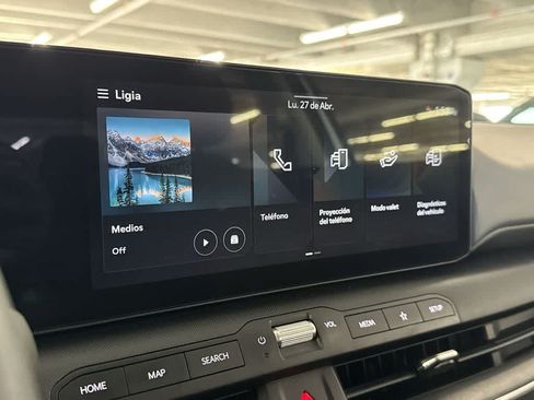 Used 2025 Kia K4 FWD image 16
