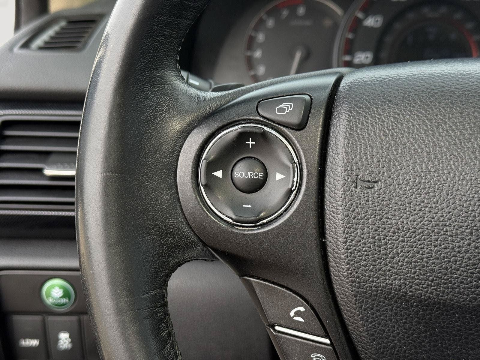 Used 2014 Honda Accord EX-L image 19