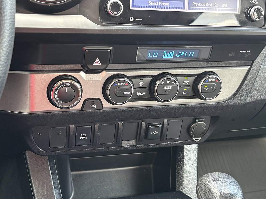 Used 2021 Toyota Tacoma SR AWD/4WD image 19
