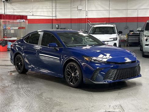 Certified 2026 Toyota Camry SE w/ Convenience Package FWD image 46