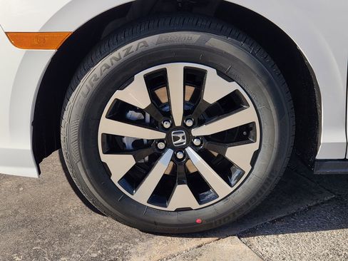 New 2026 Honda Odyssey EX-L image 14