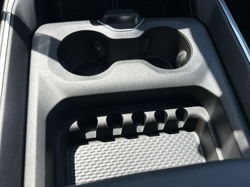 New 2026 RAM 5500 Laramie AWD/4WD image 4