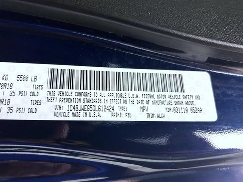 Used 2013 Jeep Wrangler Unlimited Sahara w/ Connectivity Group AWD/4WD image 24