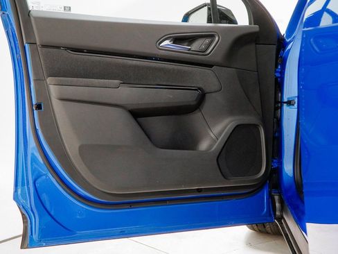 New 2026 Honda Prologue EX image 19