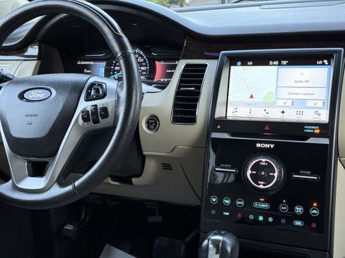 Used 2017 Ford Flex Limited image 27