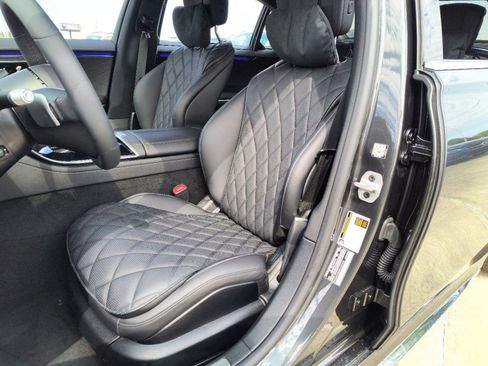 New 2024 Mercedes-Benz S 580 4MATIC Sedan image 16