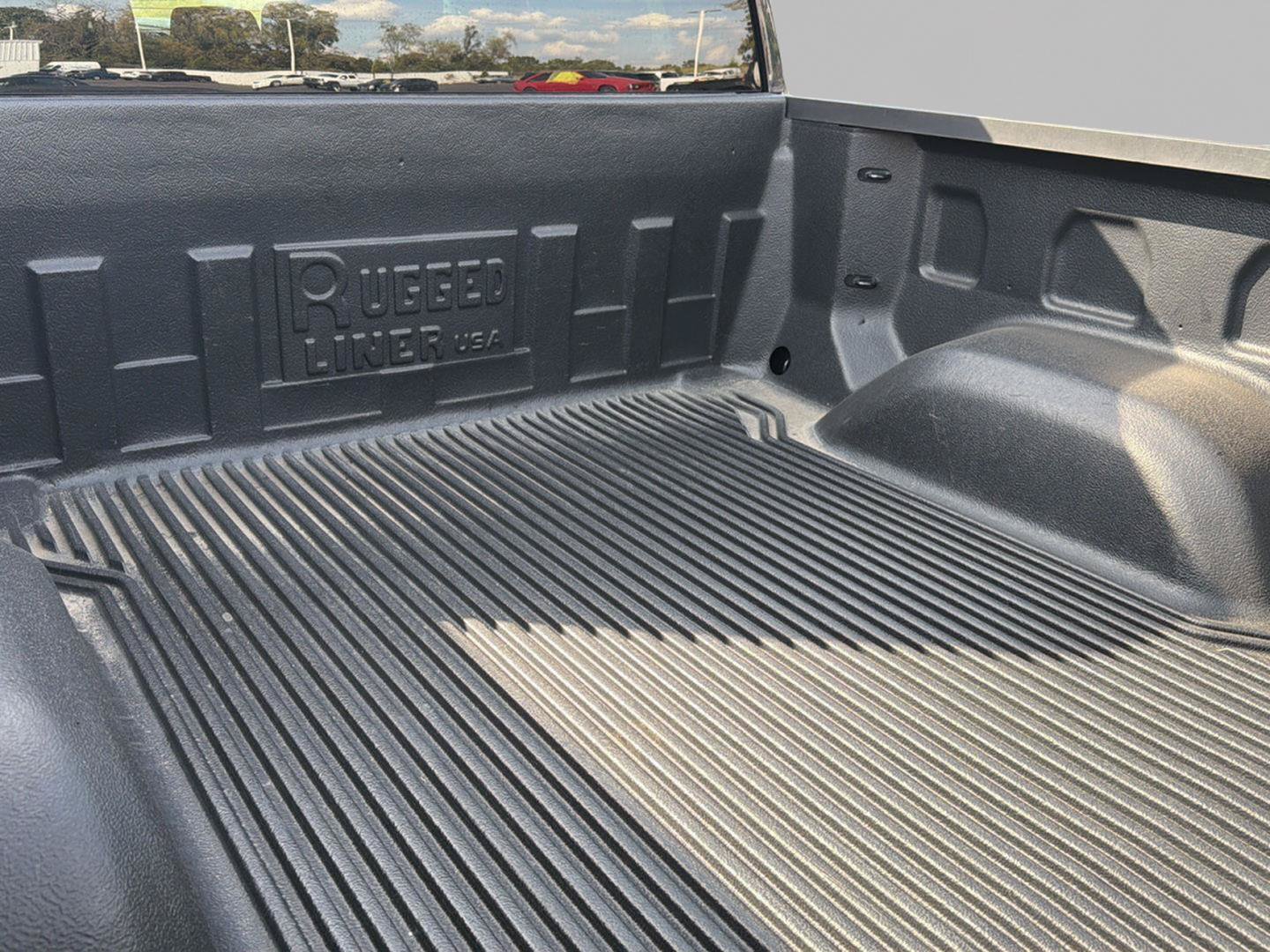 Certified 2025 GMC Sierra 1500 SLT AWD/4WD image 9