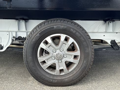 Used 2025 RAM ProMaster 3500 w/ Quick Order Package 22G SLT FWD image 21