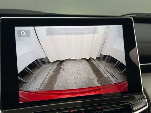 New 2026 Jeep Compass Limited image 30