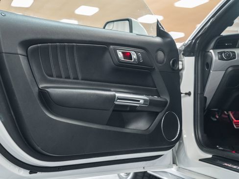 Used 2020 Ford Mustang Premium image 44