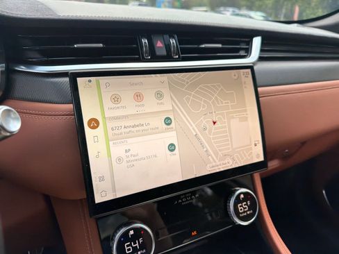Used 2022 Jaguar F-PACE SVR AWD/4WD image 6