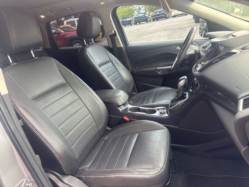 Used 2014 Ford Escape Titanium w/ Equipment Group 401A AWD/4WD image 15