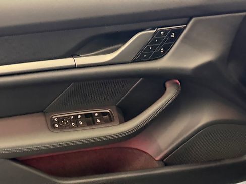 Certified 2025 Porsche Taycan AWD/4WD image 14