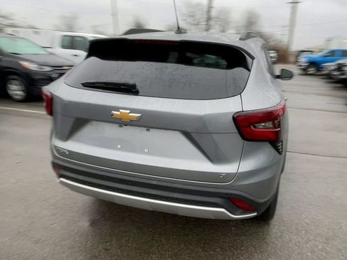 New 2026 Chevrolet Trax LT w/ Driver Confidence Package image 9