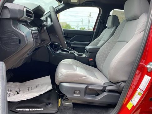 New 2026 Toyota Tacoma SR5 AWD/4WD image 13