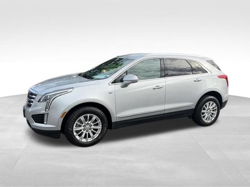 Used 2017 Cadillac XT5 FWD image 32