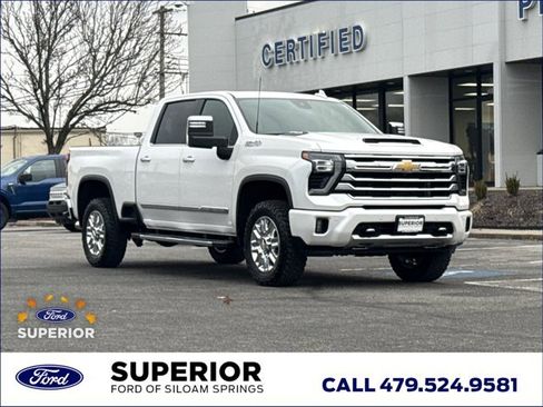 Used 2024 Chevrolet Silverado 2500 High Country image 1