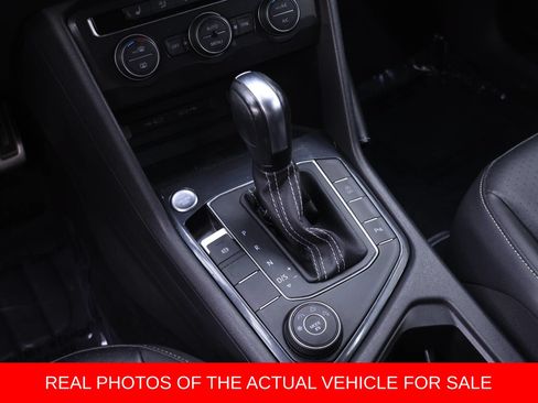 Used 2021 Volkswagen Tiguan SE R-Line AWD/4WD image 12