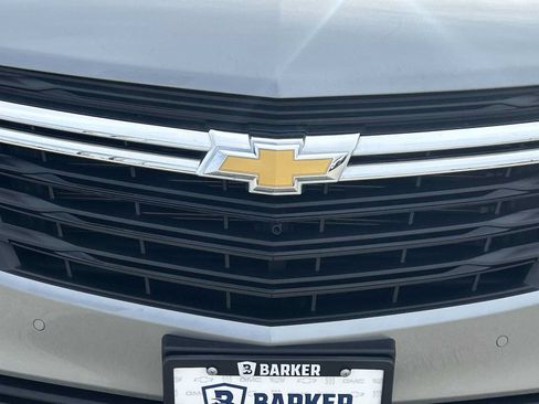 Used 2024 Chevrolet Equinox LT w/ LPO, Floor Liner Package FWD image 31