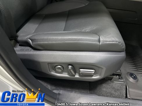 New 2025 Toyota Tundra Limited image 37