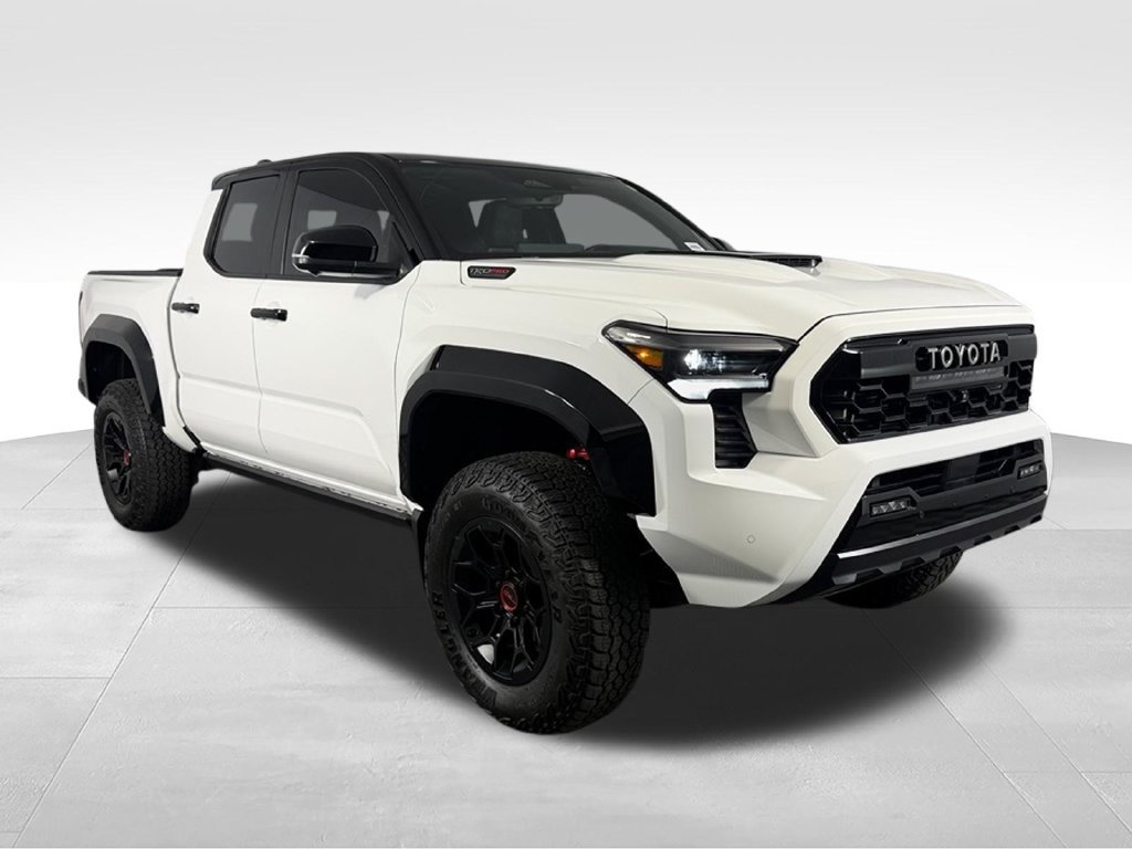 Used 2025 Toyota Tacoma TRD Pro w/ Tow Tech Package AWD/4WD image 5