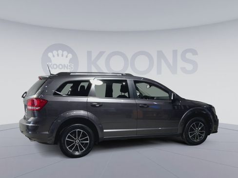 Used 2018 Dodge Journey SE w/ Connectivity Group image 12