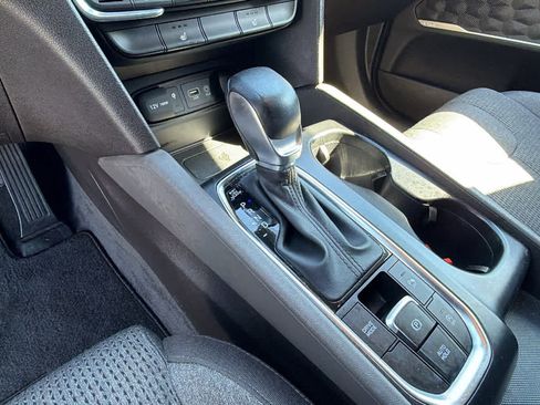 Used 2020 Hyundai Santa Fe SEL w/ Convenience Package FWD image 13