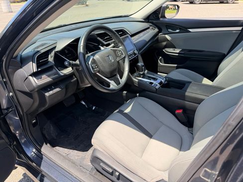 Used 2019 Honda Civic EX image 11