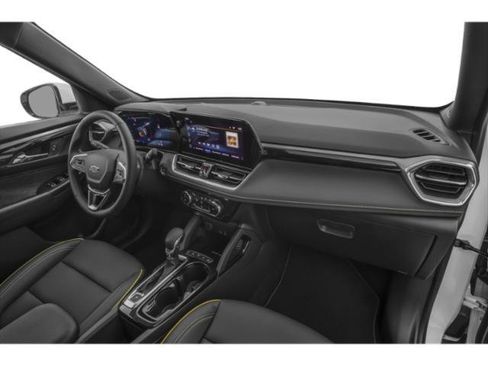 Used 2025 Chevrolet TrailBlazer ACTIV w/ Convenience Package FWD image 18