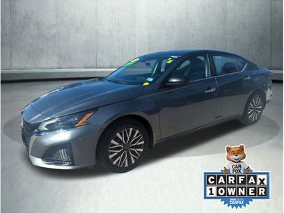 Used 2024 Nissan Altima 2.5 SV