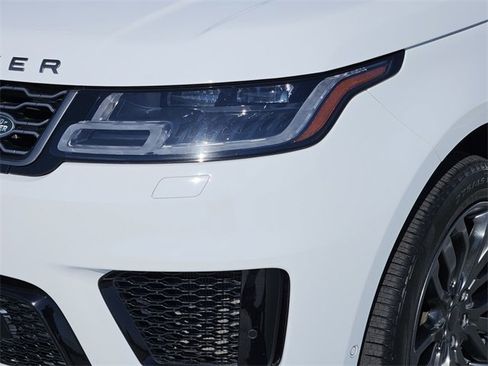 Used 2020 Land Rover Range Rover Sport HSE Dynamic image 8