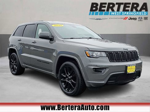 Used 2019 Jeep Grand Cherokee Altitude AWD/4WD image 1