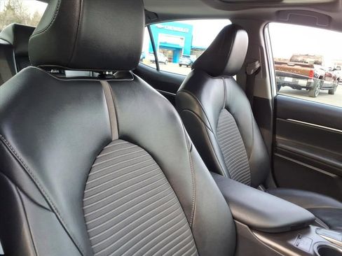 Used 2023 Toyota Camry SE w/ Cold Weather Package image 24