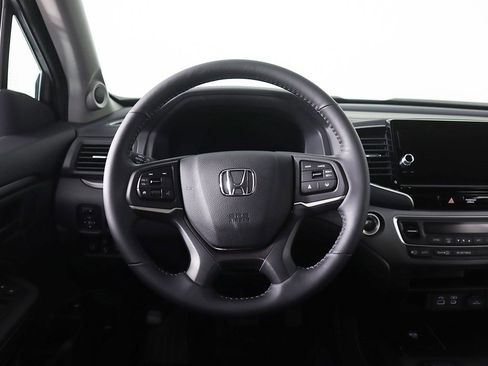 Certified 2025 Honda Ridgeline Sport+ image 35