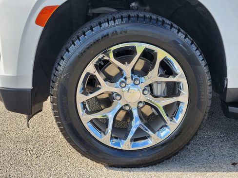 Used 2023 Chevrolet Tahoe LT RWD image 10