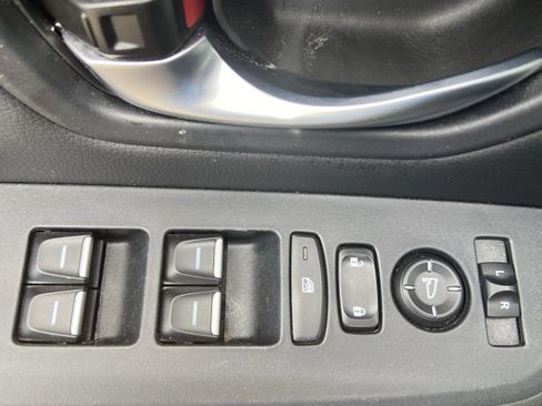 Used 2025 Honda Pilot EX-L image 41