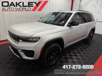 Used 2024 Jeep Grand Cherokee Laredo X w/ Trailer Tow Package AWD/4WD video 1