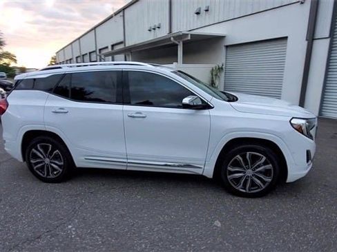 Used 2020 GMC Terrain Denali w/ Denali Premium Package image 47