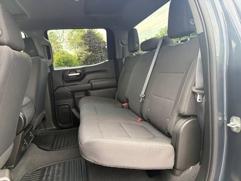 Used 2022 Chevrolet Silverado 1500 Custom Trail Boss AWD/4WD image 22