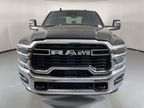 New 2025 RAM 2500 Big Horn AWD/4WD image 3