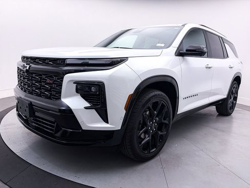 Used 2024 Chevrolet Traverse RS w/ LPO, Floor Liner Package image 14