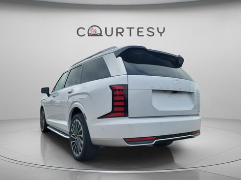 New 2026 Hyundai Palisade Calligraphy image 2