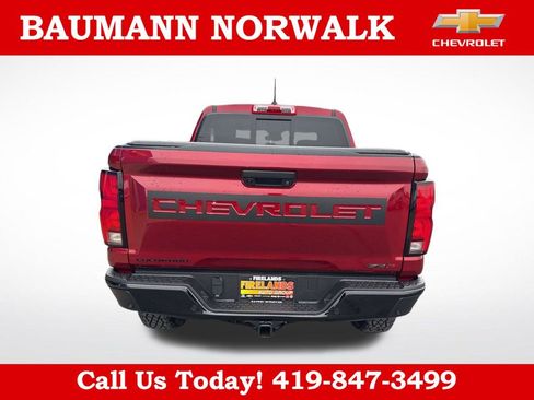 Used 2024 Chevrolet Colorado ZR2 w/ ZR2 Convenience Package III AWD/4WD image 6