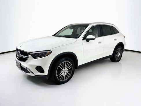 Certified 2023 Mercedes-Benz GLC 300 4MATIC image 3