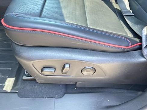 Used 2025 Chevrolet Silverado EV RST AWD/4WD image 28